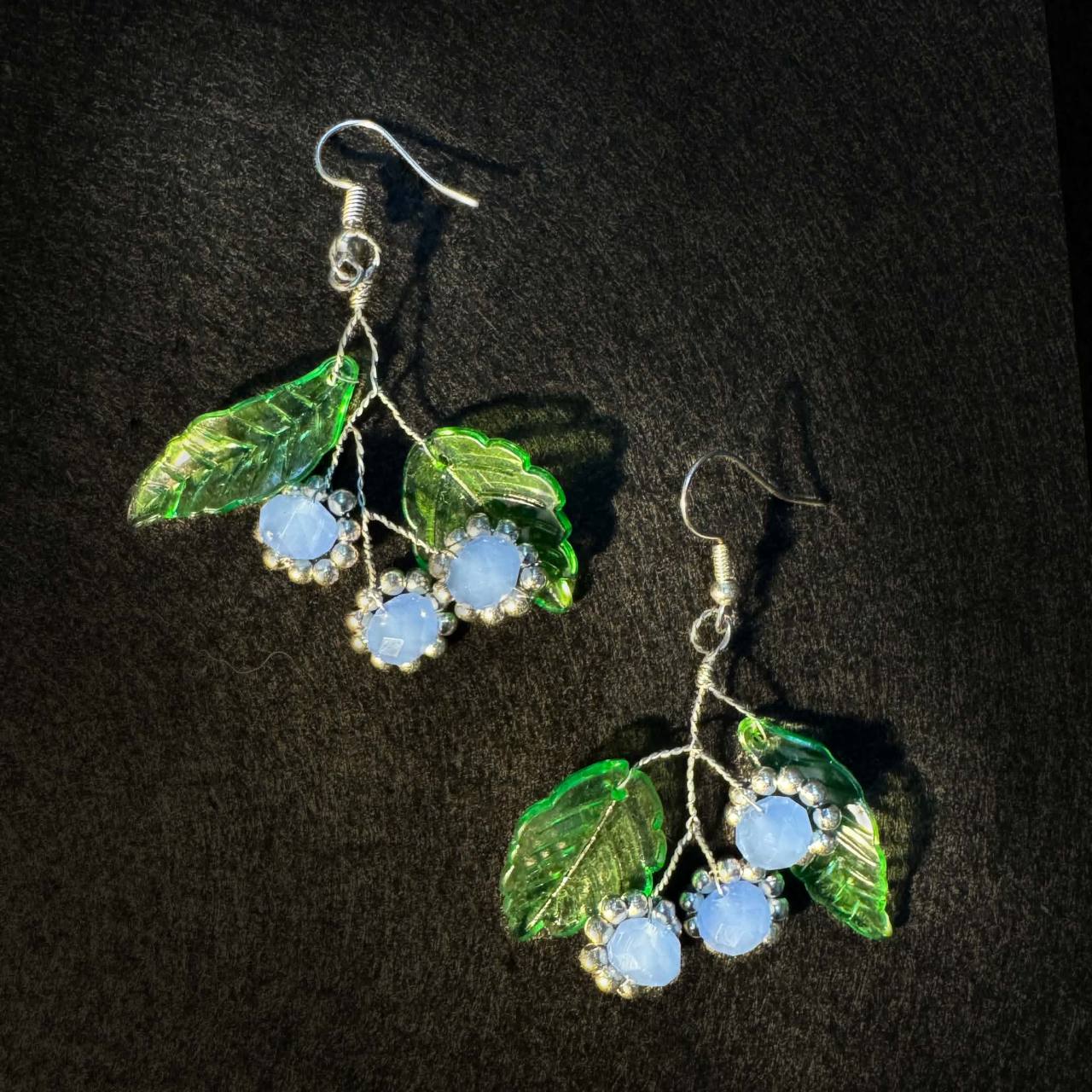 Pendientes Malimen con flores y hojas